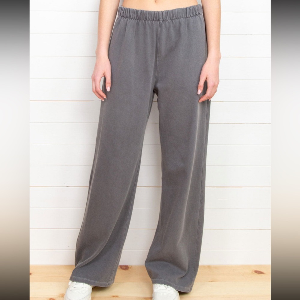 Brandy Melville Anastasia Sweatpants